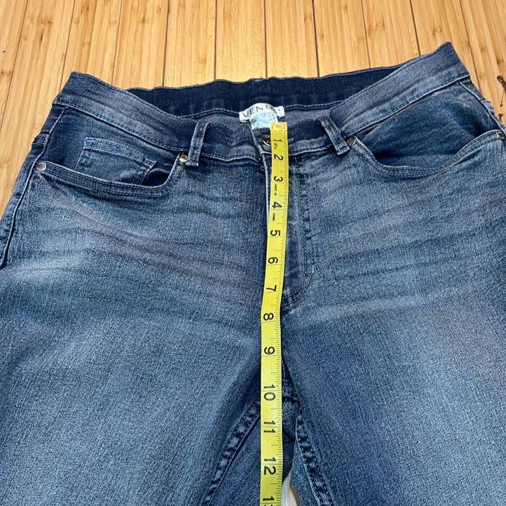 Venus size 10 straight leg jeans. Worn once. - Picture 3 of 6
